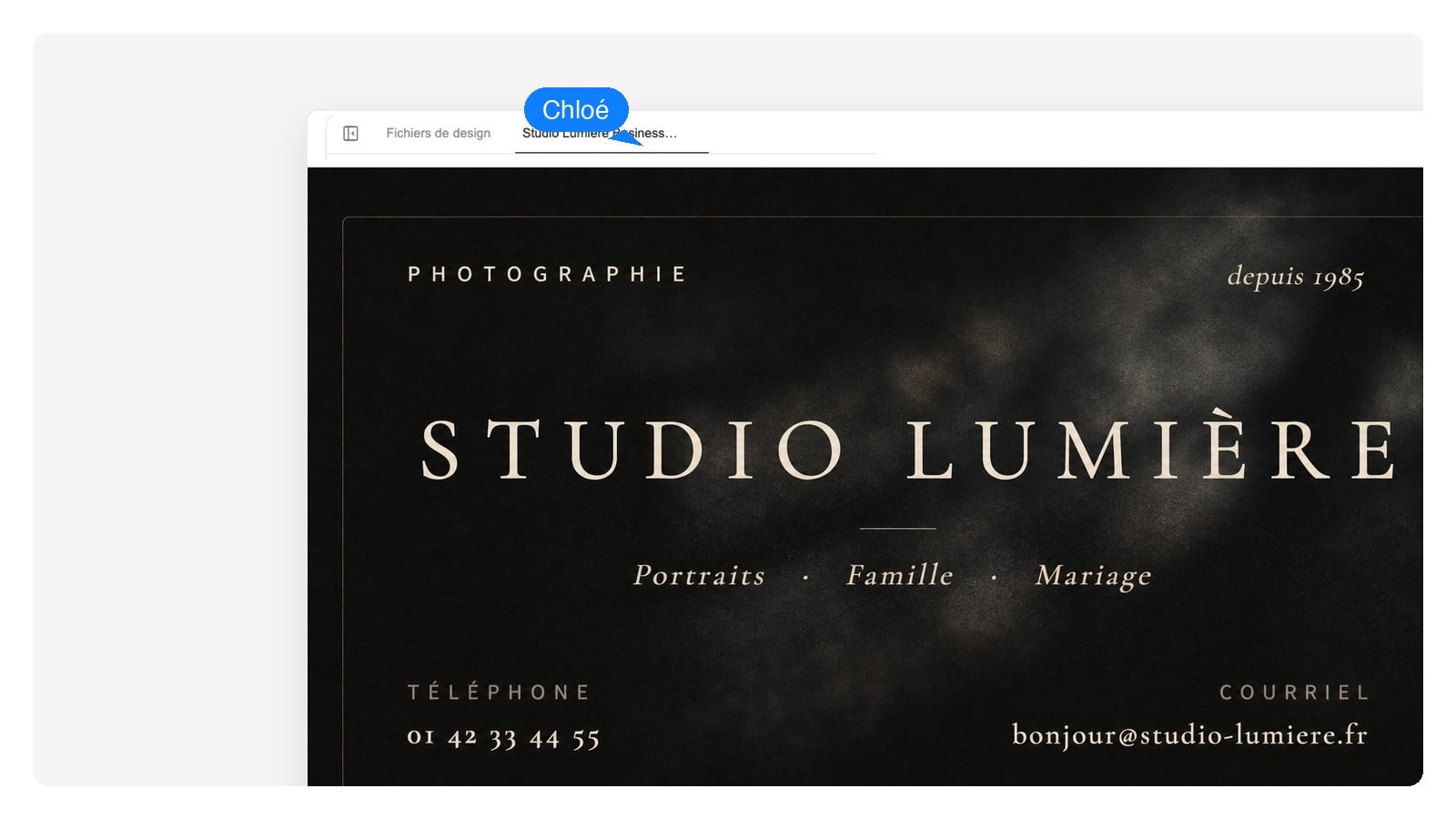 Recto d'une carte de visite de studio photo affiché à la taille réelle d'impression